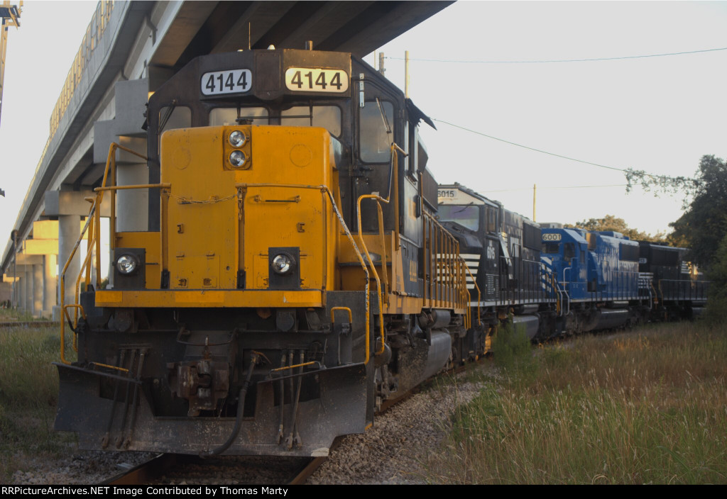 WAMX 4144
